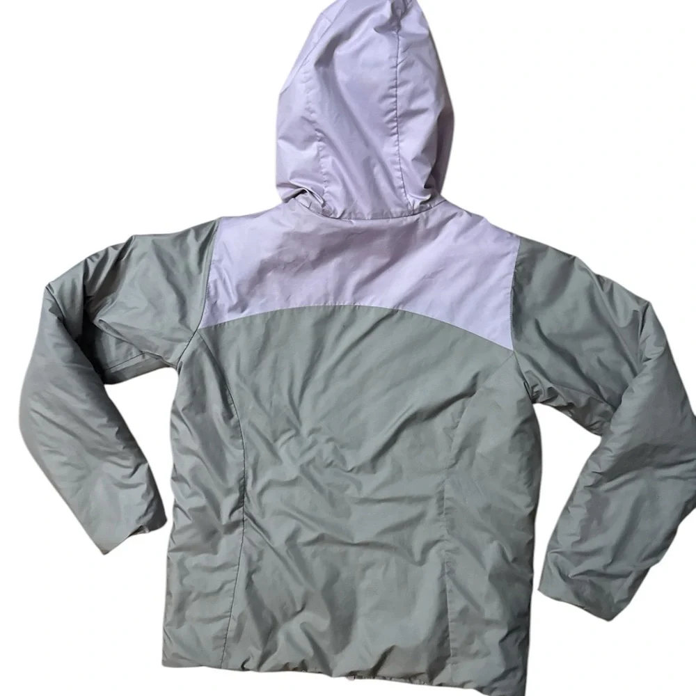 The North Face‎ Girls Size Medium 10/12 Lavender/Gray Reversible Zip Up Coat
